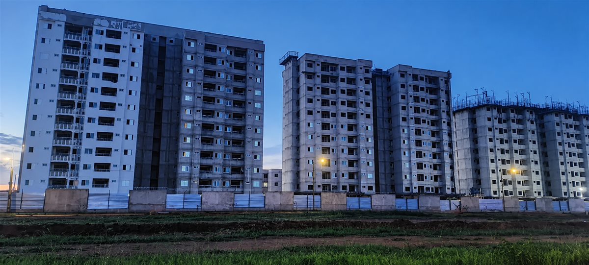 Trez Home Club em fase de obras no bairro Morumbi, Uberlândia — empreendimento MCMV da construtora Rummo